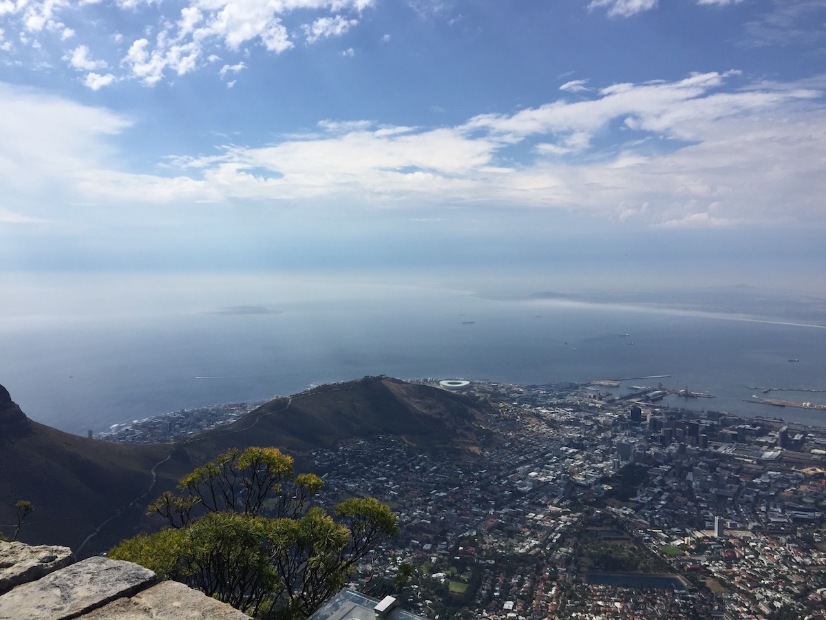 Ausblick auf den Ozean & Kapstadt